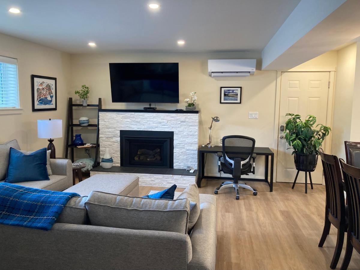 Bright Poolside Walkout Two Bedroom Basement Suite In The Okanagan Penticton Luaran gambar